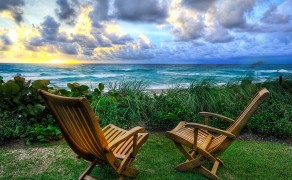 Silent small talks Silent small talks